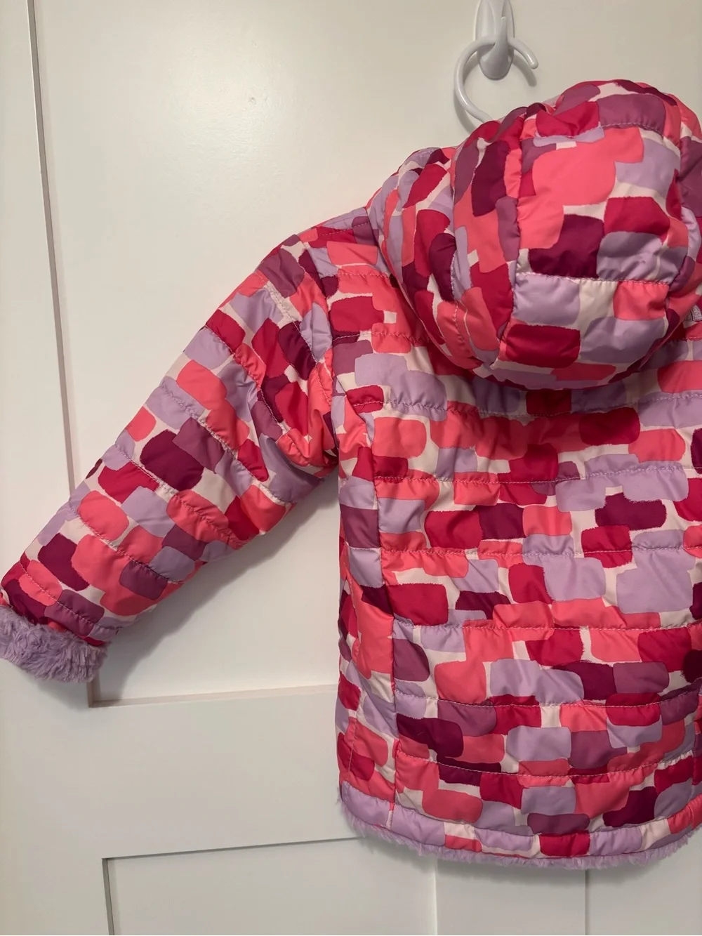 The North Face Girls' Pink & Purple Patterned Hooded Puffer Jacket